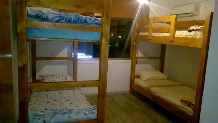 Ortak Ranzalı Oda, Karma Ranzalı Oda