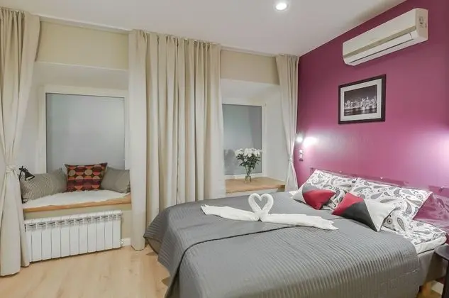 Comfort Tek Büyük veya İki Ayrı Yataklı Oda, Buzdolabı ve Mikrodalga, Zemin Kat