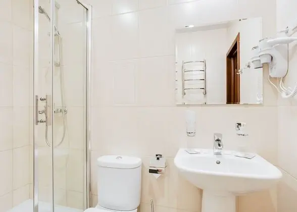 Standard Tek Büyük veya İki Ayrı Yataklı Oda