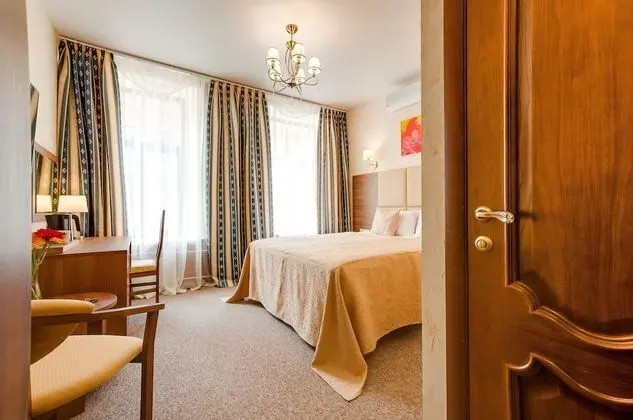 Superior Tek Büyük veya İki Ayrı Yataklı Oda