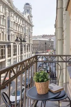 Luxury Tek Büyük Yataklı Oda, 1 Çift Kişilik Yatak, Sigara İçilmez, Şehir Manzaralı