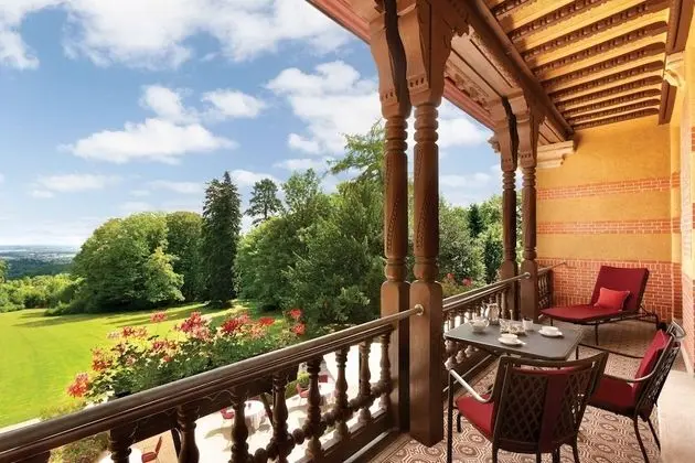 Grand Oda, 1 En Büyük (King) Boy Yatak, Bahçe Manzaralı