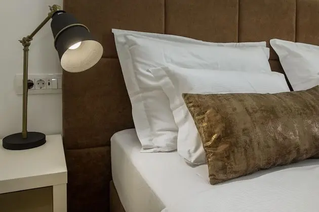 Superior Tek Büyük veya İki Ayrı Yataklı Oda, Ek Bina