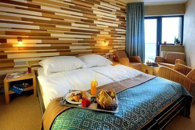 Deluxe Dört Kişilik Oda, Balkon, Tepe Manzaralı