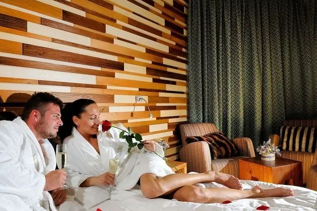 Deluxe Dört Kişilik Oda, Balkon, Tepe Manzaralı