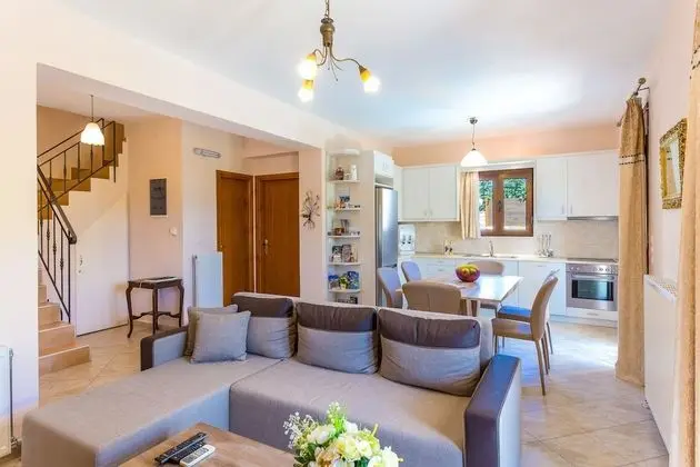 Luxury Villa (Villa Roumeli)