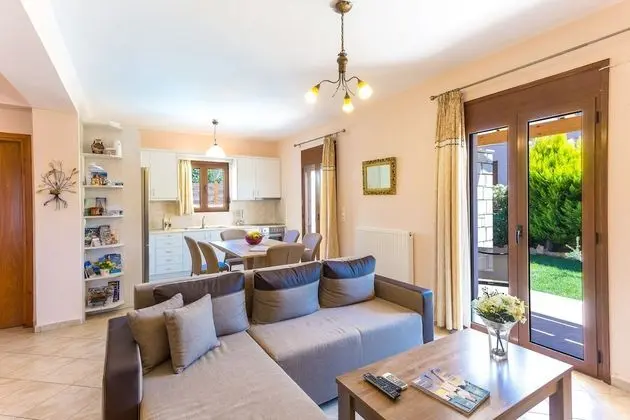 Luxury Villa (Villa Roumeli)