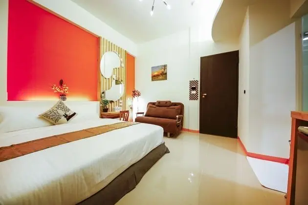 Design Tek Büyük Yataklı Oda, 1 Çift Kişilik Yatak, Engellilere Uygun, Balkon