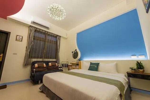Design Tek Büyük Yataklı Oda, 1 Çift Kişilik Yatak, Engellilere Uygun, Balkon