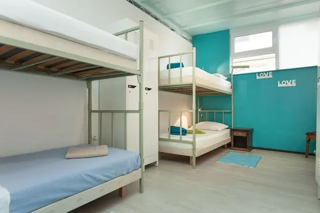 Basic Ortak Ranzalı Oda (8 beds)