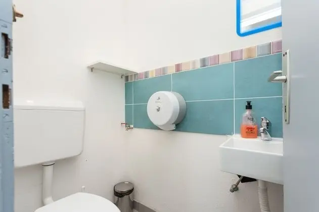 Basic Ortak Ranzalı Oda (8 beds)