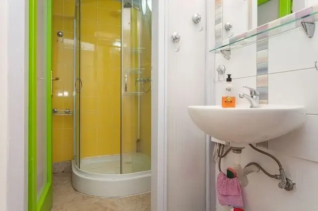 Comfort Ortak Ranzalı Oda (8 beds)