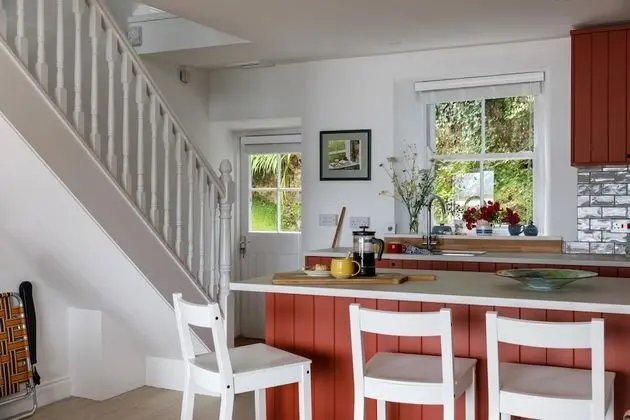 Luxury Kır Evi, Banyolu/Duşlu, Liman Manzaralı (Quay Cottage )