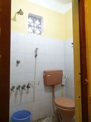 Classic Ortak Ranzalı Oda (Non AC)