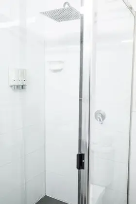 Standard Oda, 1 Büyük (Queen) Boy Yatak, Sigara İçilmez, Mikrodalga