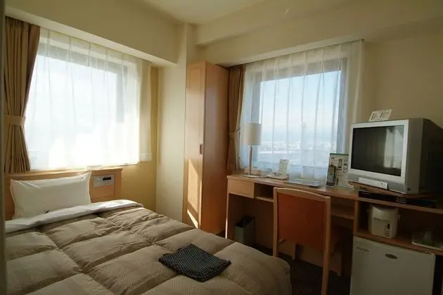 Tek Kişilik Oda, Sigara İçilebilir