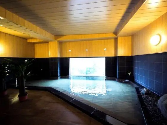 Tek Kişilik Oda, Sigara İçilebilir, Ortak Banyo