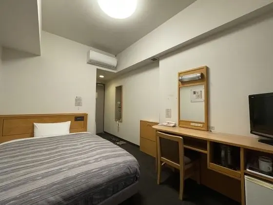 Tek Kişilik Oda, Sigara İçilebilir (B)