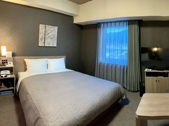 Tek Büyük Yataklı Oda, Sigara İçilmez