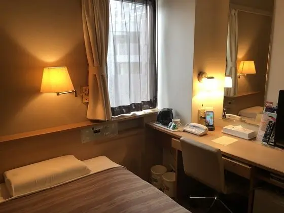 Tek Kişilik Oda, Sigara İçilmez