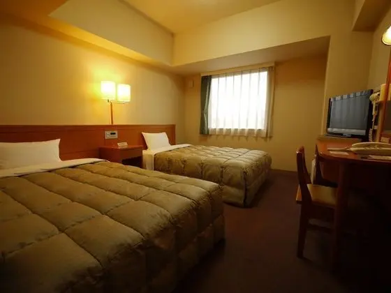 İki Ayrı Yataklı Oda, Birden Çok Yatak, Sigara İçilebilir