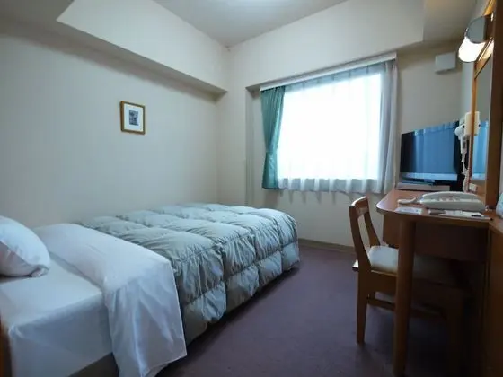 Tek Kişilik Oda, Sigara İçilebilir