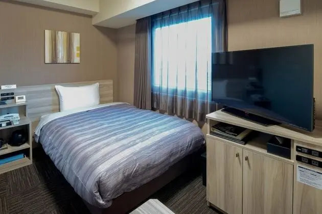 Tek Kişilik Oda, Sigara İçilmez