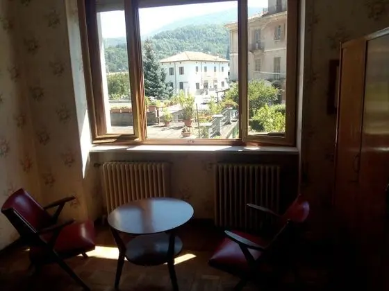 Basic Tek Büyük veya İki Ayrı Yataklı Oda