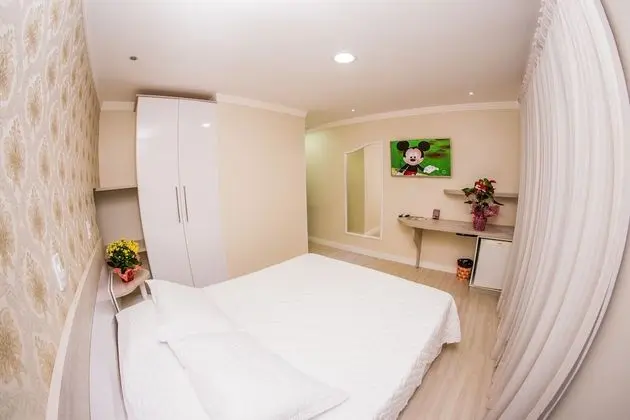 Tek Büyük veya İki Ayrı Yataklı Oda