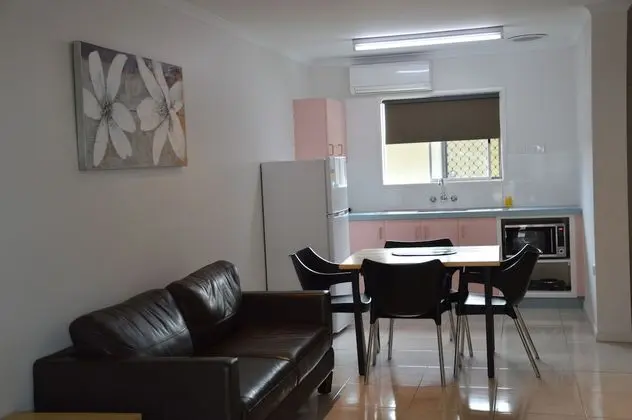 Deluxe Süit, 2 Yatak Odası, Sigara İçilmez, Küçük Mutfak (Family Suite)