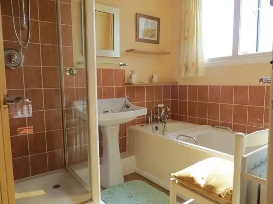 Bungalov, Özel Banyo