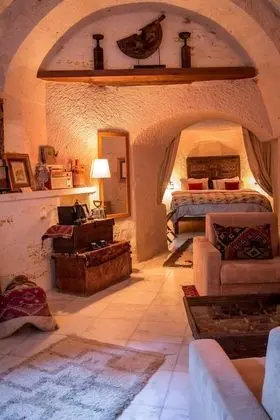 Cave Suite