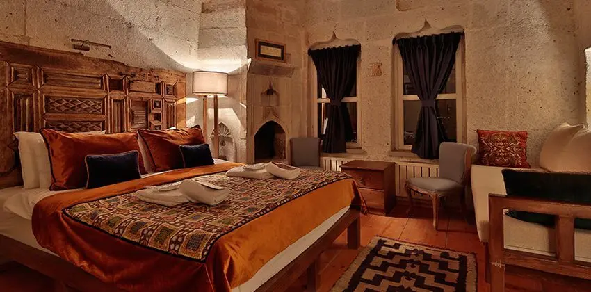 Deluxe Taş Oda, Vadi Manzaralı