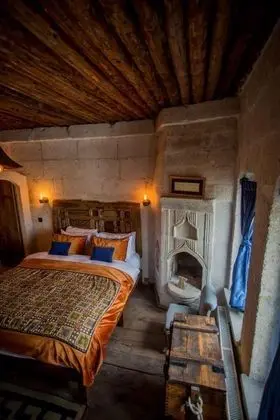 Deluxe Taş Oda, Vadi Manzaralı