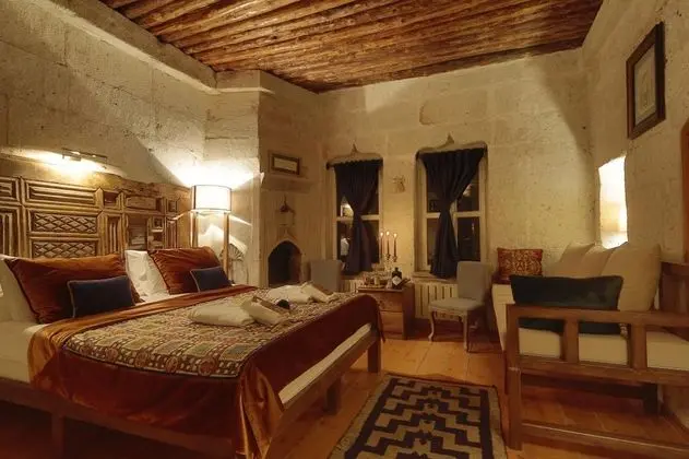 Deluxe Taş Oda, Vadi Manzaralı