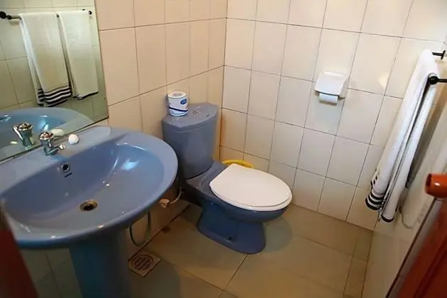 Standard Oda, Bahçeli