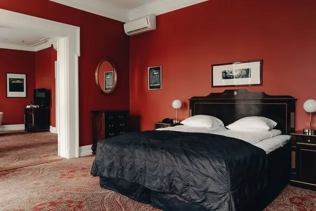 King's Suite