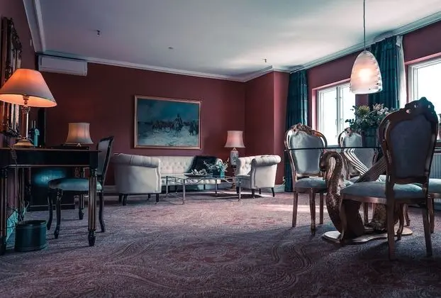 King's Suite