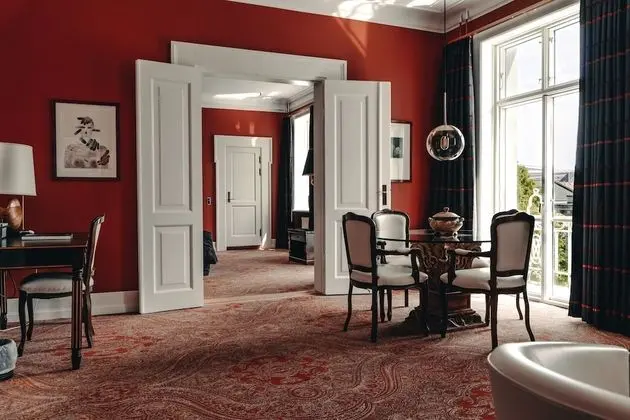 King's Suite