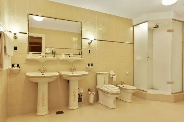 King's Suite