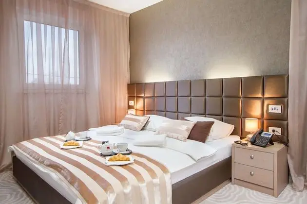 Süit (with Balcony)