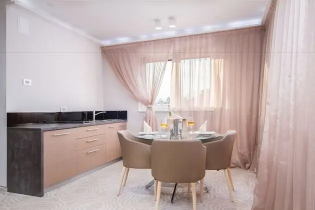 Süit (with Balcony)