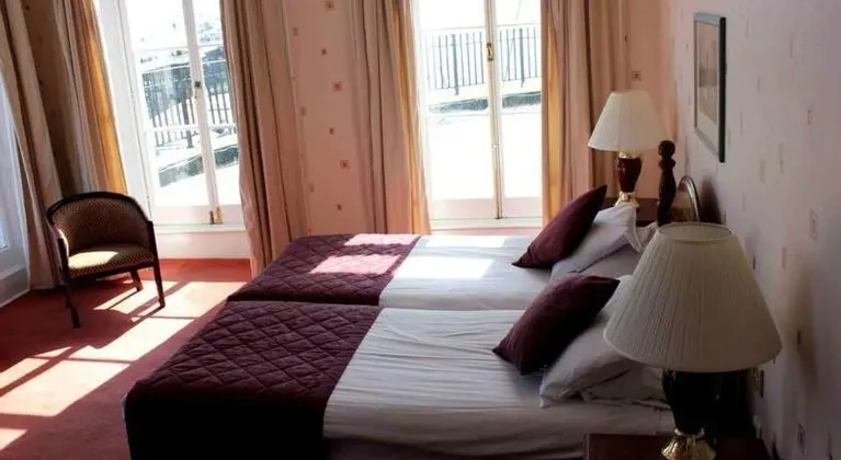 1 Çift Kişilik Veya 2 Tek Kişilik Yatak Sea View