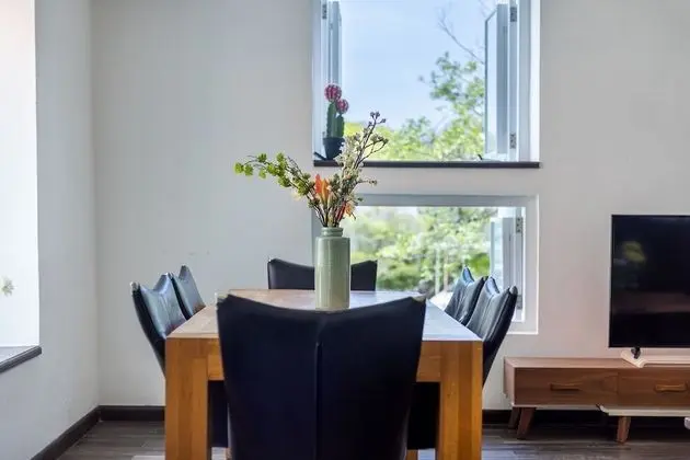 Villa (2 Bedrooms)