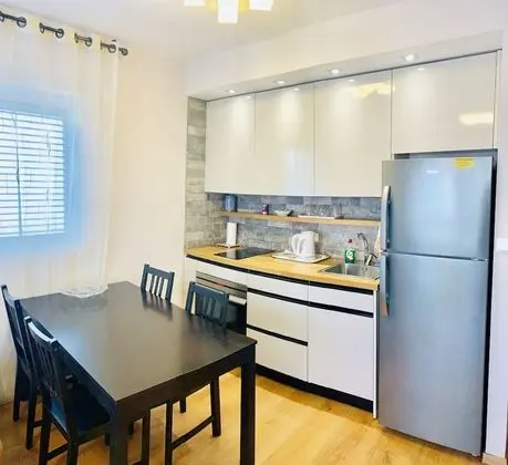 Apart Daire, 2 Yatak Odası, Şehir Manzaralı (Sderot Nitsa 8 )