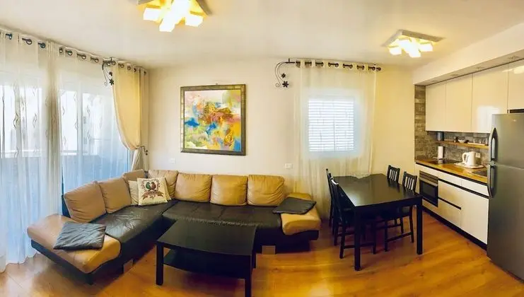 Apart Daire, 2 Yatak Odası, Şehir Manzaralı (Sderot Nitsa 8 )