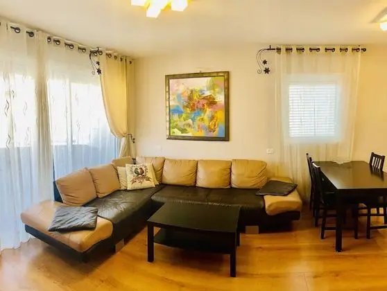 Apart Daire, 2 Yatak Odası, Şehir Manzaralı (Sderot Nitsa 8 )