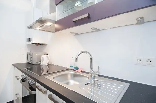 Superior Apart Daire, 1 Yatak Odası, Mutfak (1003)