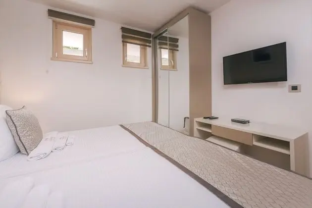 Deluxe Apart Daire (Ground Floor)