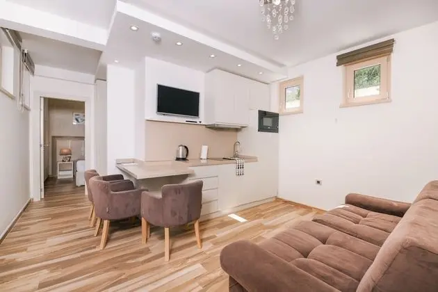 Deluxe Apart Daire (Ground Floor)